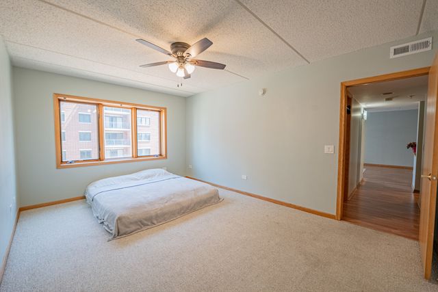 770 Pearson Street 2-511, Des Plaines, IL 60016