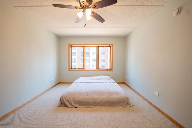 770 Pearson Street 2-511, Des Plaines, IL 60016