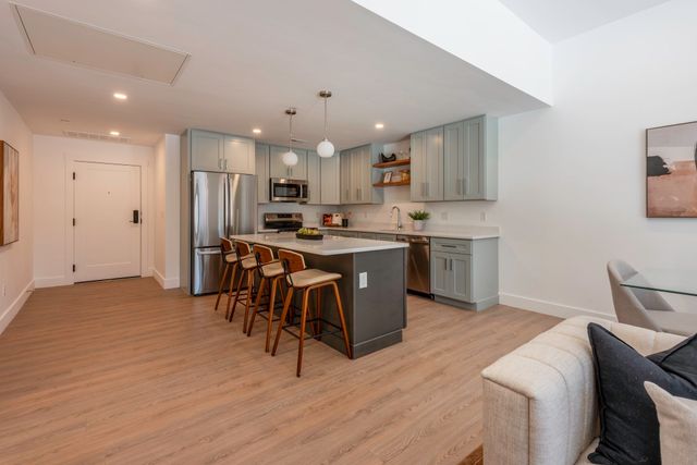 1060 Main St 307, Millis, MA 02054