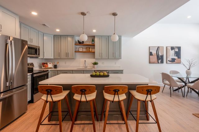1060 Main St 307, Millis, MA 02054