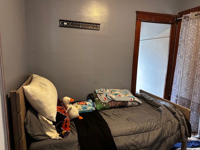 482 S Float Avenue, Freeport, IL 61032