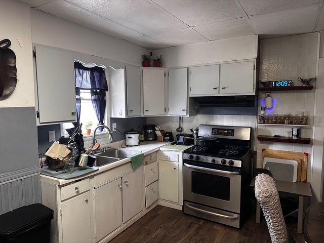 482 S Float Avenue, Freeport, IL 61032