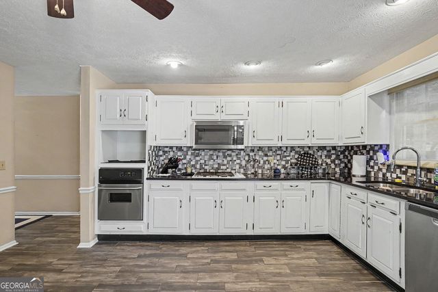 5112 Kurt Lane SW, Conyers, GA 30094