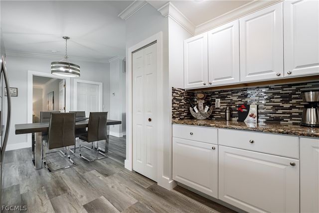 1932 SE 9th TER, Cape Coral, FL 33990