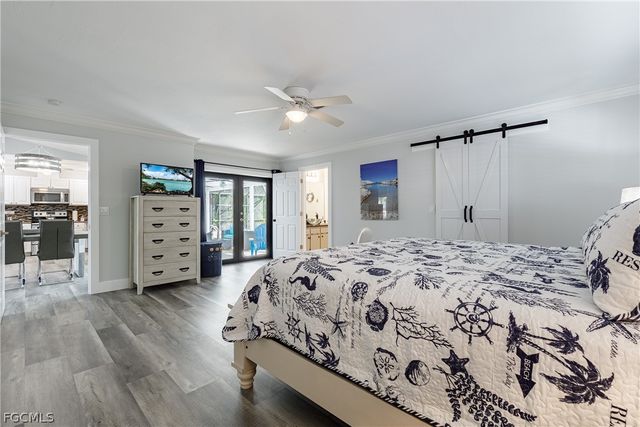 1932 SE 9th TER, Cape Coral, FL 33990