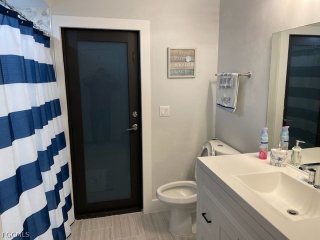 1932 SE 9th TER, Cape Coral, FL 33990