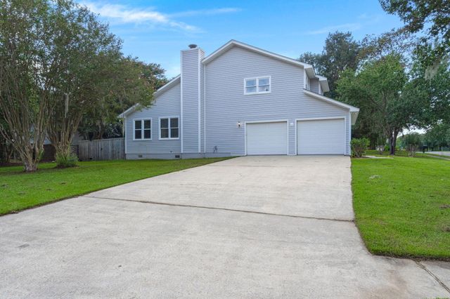1102 Quenby Lane, Moncks Corner, SC 29461