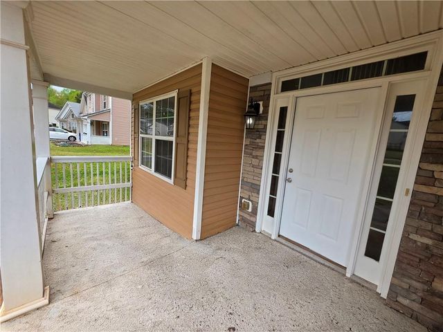 8287 Milam Loop, Fairburn, GA 30213