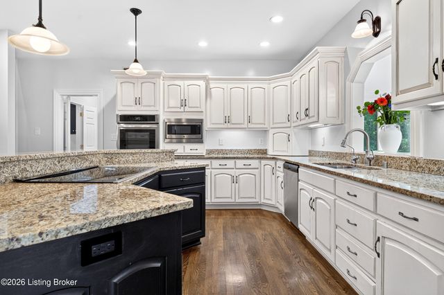 7709 Cedar Ridge Ct, Prospect, KY 40059