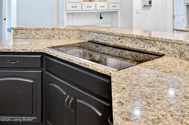 7709 Cedar Ridge Ct, Prospect, KY 40059