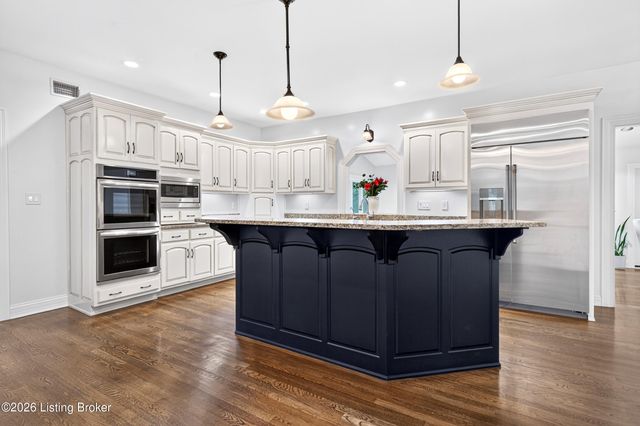 7709 Cedar Ridge Ct, Prospect, KY 40059