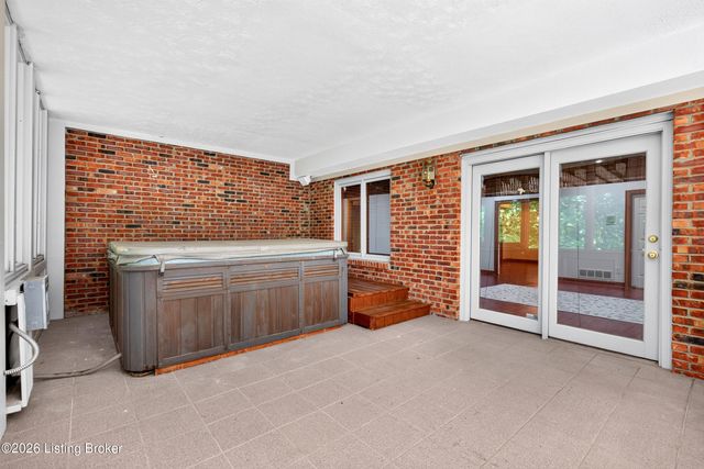 7709 Cedar Ridge Ct, Prospect, KY 40059