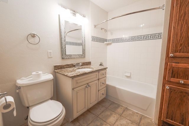 1909 Sutter Street 1911, Fort Worth, TX 76107
