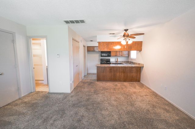 1909 Sutter Street 1911, Fort Worth, TX 76107