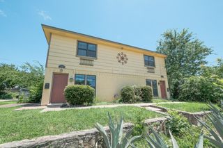 1909 Sutter Street 1911, Fort Worth, TX 76107