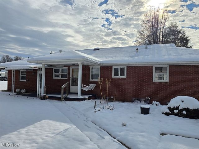 705 17th Street, Vienna, WV 26105