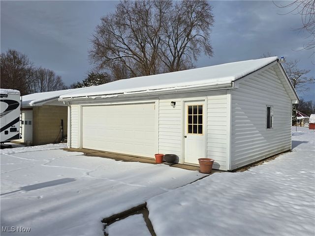 705 17th Street, Vienna, WV 26105