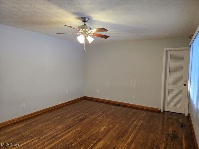 705 17th Street, Vienna, WV 26105