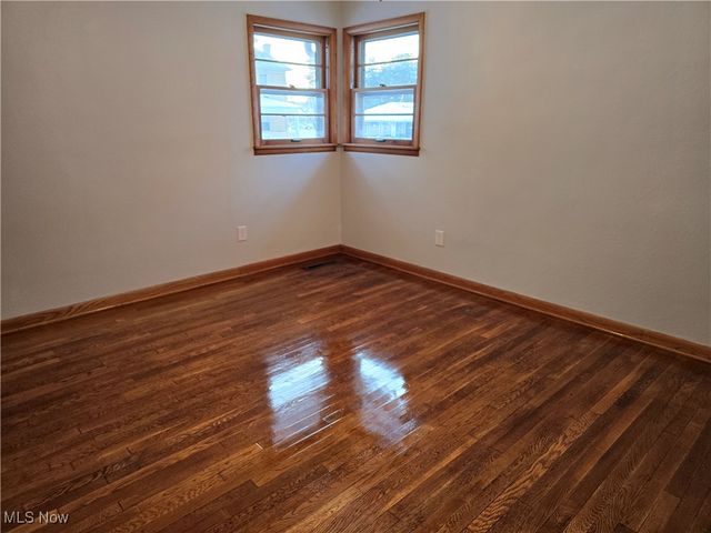 705 17th Street, Vienna, WV 26105