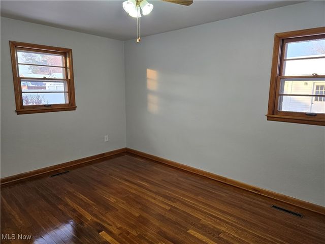 705 17th Street, Vienna, WV 26105