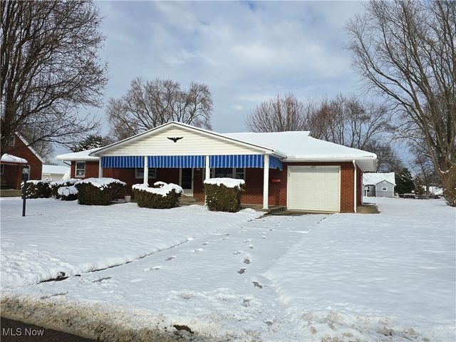 705 17th Street, Vienna, WV 26105