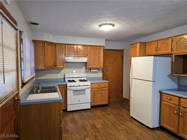 705 17th Street, Vienna, WV 26105