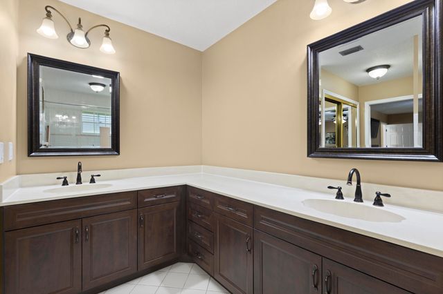 1952 Primrose Lane, Wellington, FL 33414