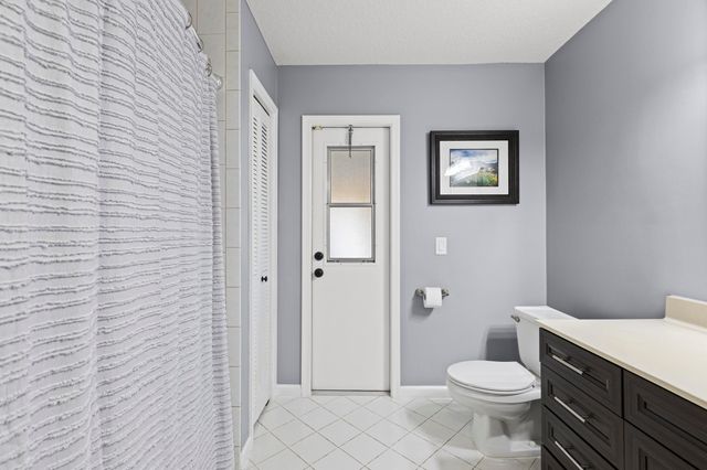 1952 Primrose Lane, Wellington, FL 33414