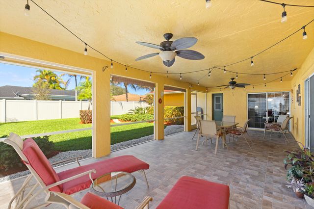 1952 Primrose Lane, Wellington, FL 33414