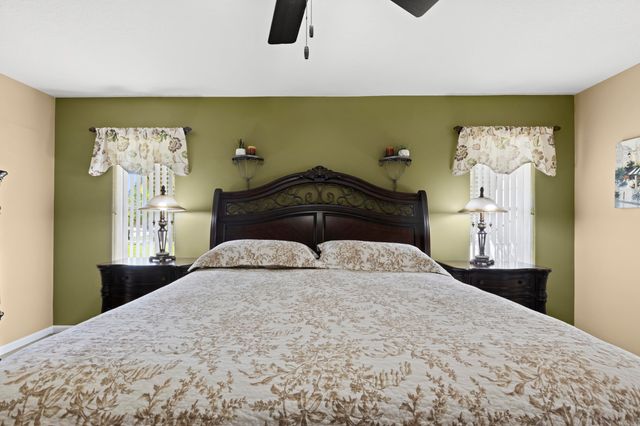 1952 Primrose Lane, Wellington, FL 33414