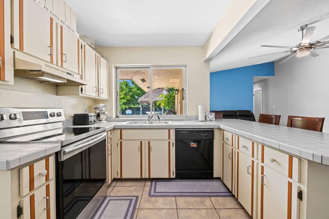 8645 PINTO Drive, Lake Worth, FL 33467