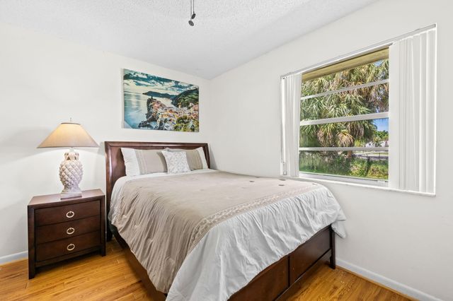 8645 PINTO Drive, Lake Worth, FL 33467