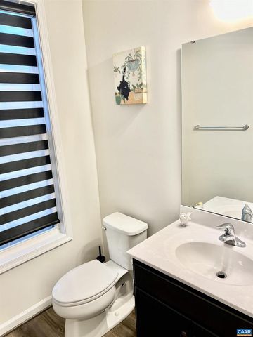 2209 SWALLOWTAIL LN, Charlottesville, VA 22902