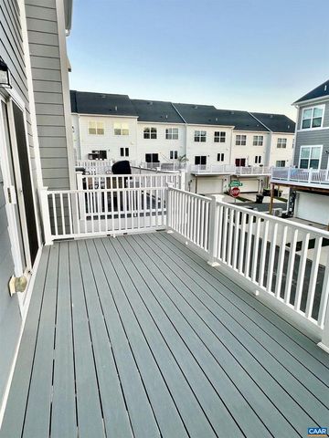 2209 SWALLOWTAIL LN, Charlottesville, VA 22902