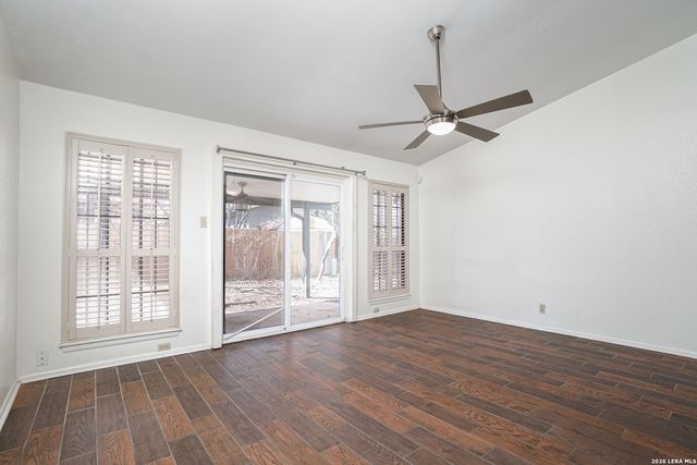 7610 Meadow Green, San Antonio, TX 78251