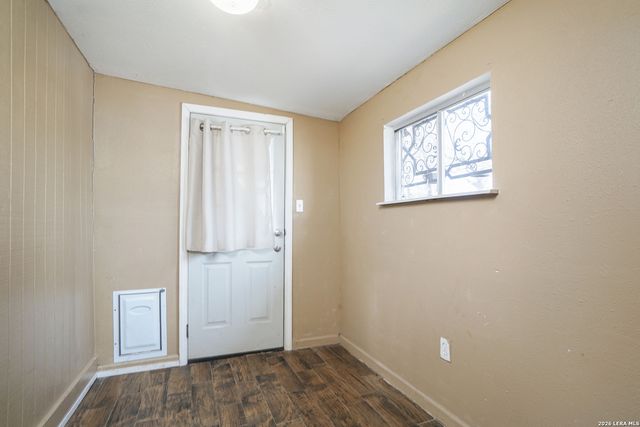 7610 Meadow Green, San Antonio, TX 78251