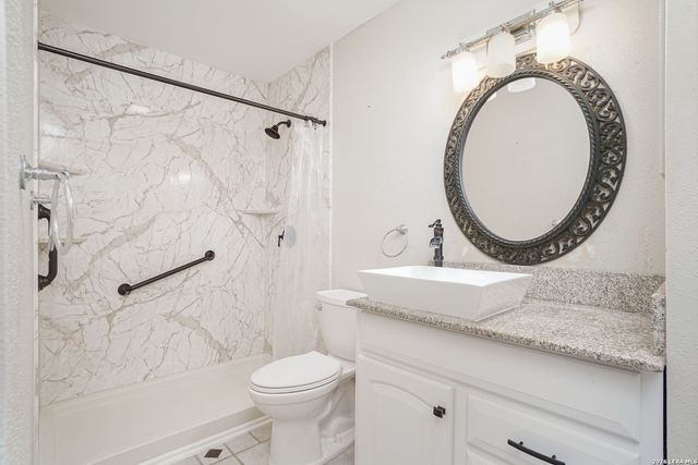 7610 Meadow Green, San Antonio, TX 78251