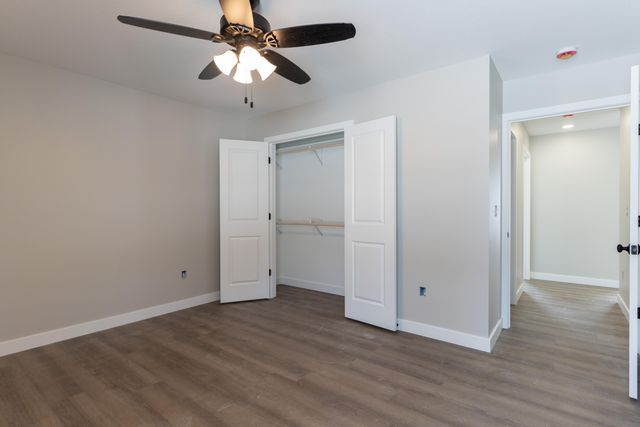 1040 PRIVATE ROAD 2628, Moberly, MO 65270