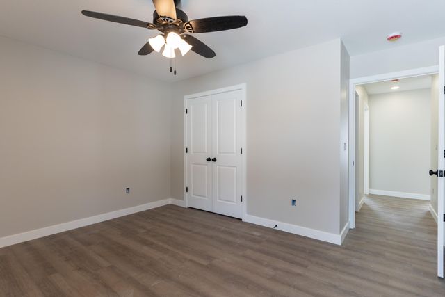 1040 PRIVATE ROAD 2628, Moberly, MO 65270