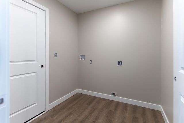 1040 PRIVATE ROAD 2628, Moberly, MO 65270