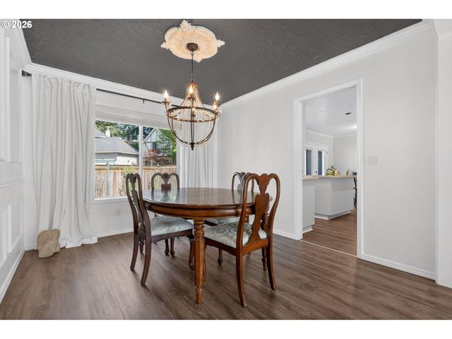 7860 Sw GEARHART Dr, Beaverton, OR 97007