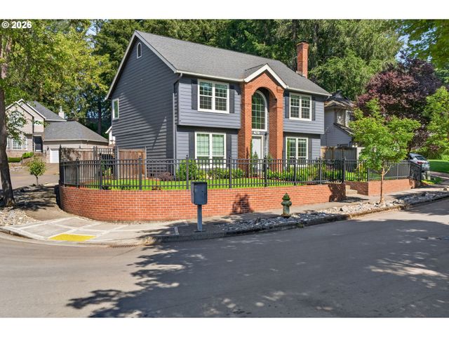 7860 Sw GEARHART Dr, Beaverton, OR 97007