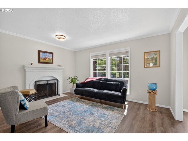 7860 Sw GEARHART Dr, Beaverton, OR 97007