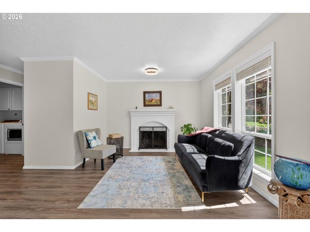 7860 Sw GEARHART Dr, Beaverton, OR 97007