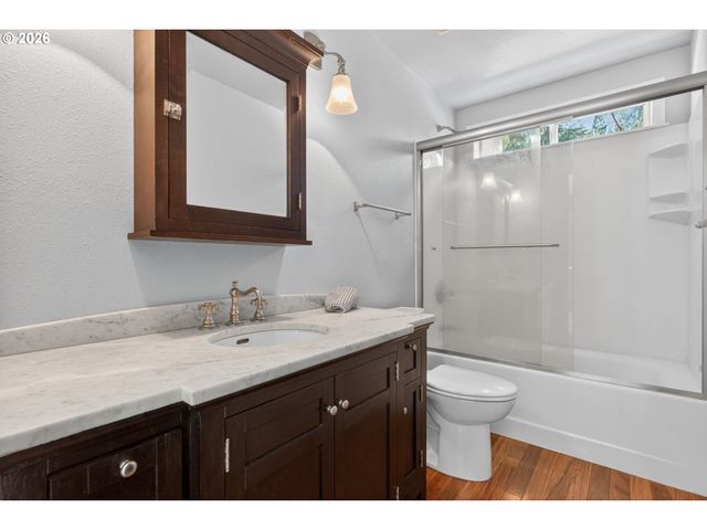 7860 Sw GEARHART Dr, Beaverton, OR 97007