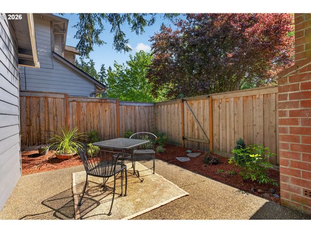 7860 Sw GEARHART Dr, Beaverton, OR 97007