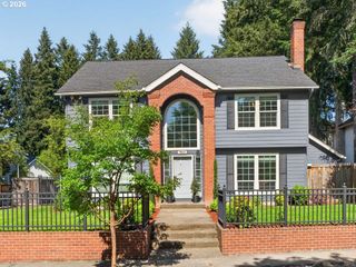 7860 Sw GEARHART Dr, Beaverton, OR 97007
