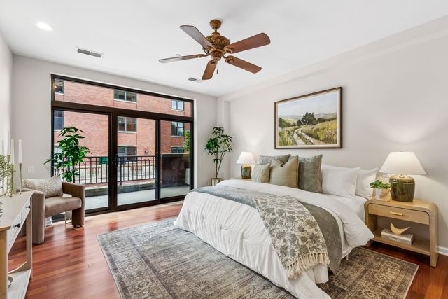 33 W Huron Street 502, Chicago, IL 60654