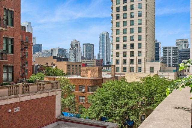 33 W Huron Street 502, Chicago, IL 60654