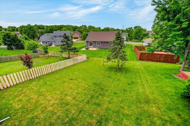 209 W Gonstead Road, Mount Horeb, WI 53572